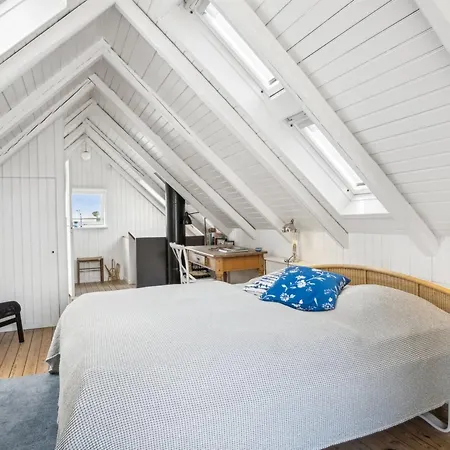 Sten - 30m From The Sea By Interhome Semesterbostad *